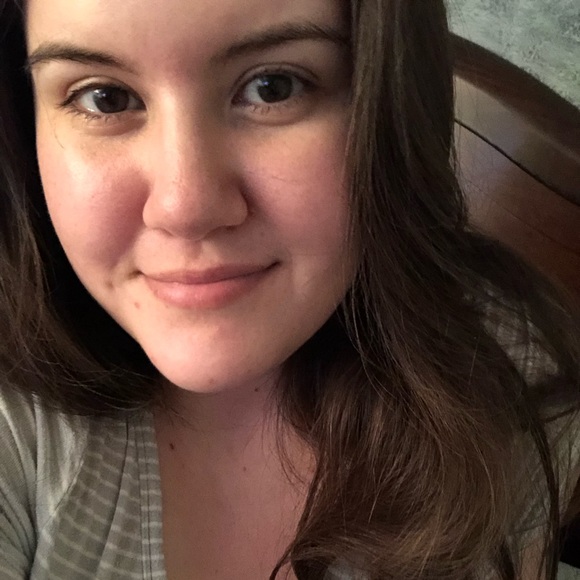 Meet your Posher, Paige - Picture 1 of 1